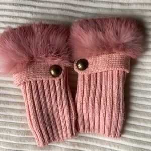 COPY - Pink gloves mittens
